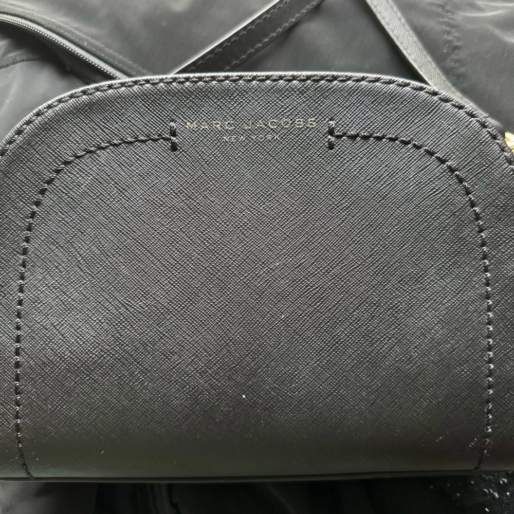 Marc Jacobs Elegant Black Handbag